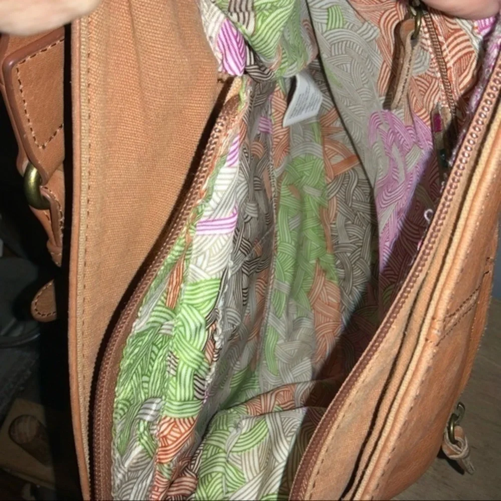 Happy and free leather shoulder purse